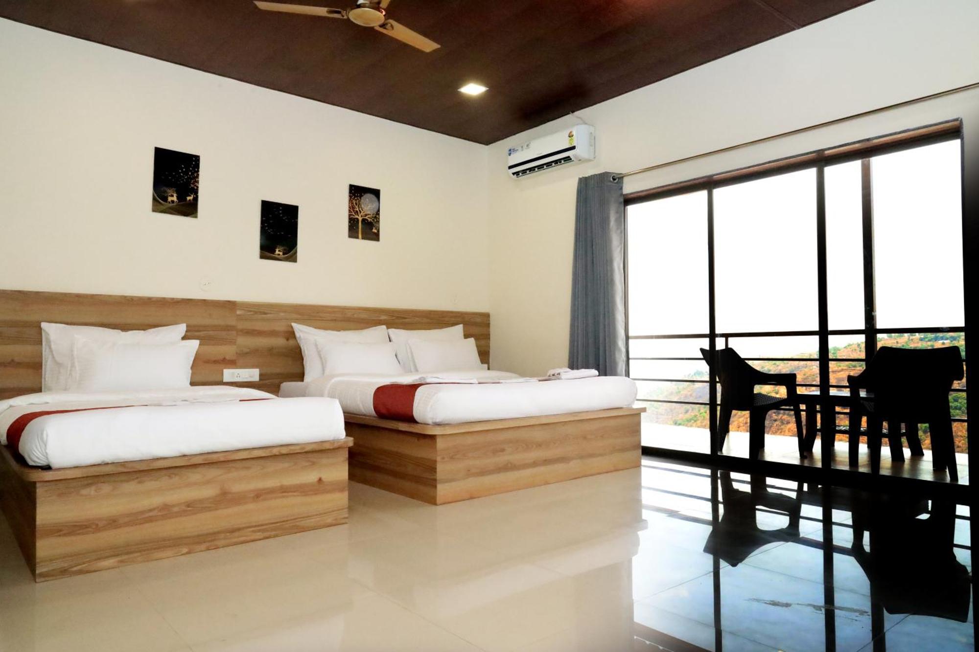 Trattino Resorts Panchgani Eksteriør billede