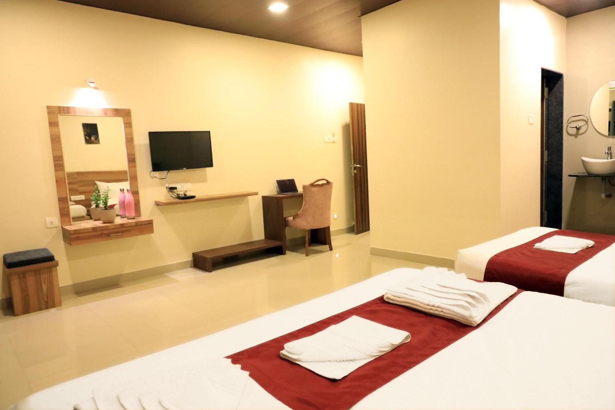 Trattino Resorts Panchgani Eksteriør billede